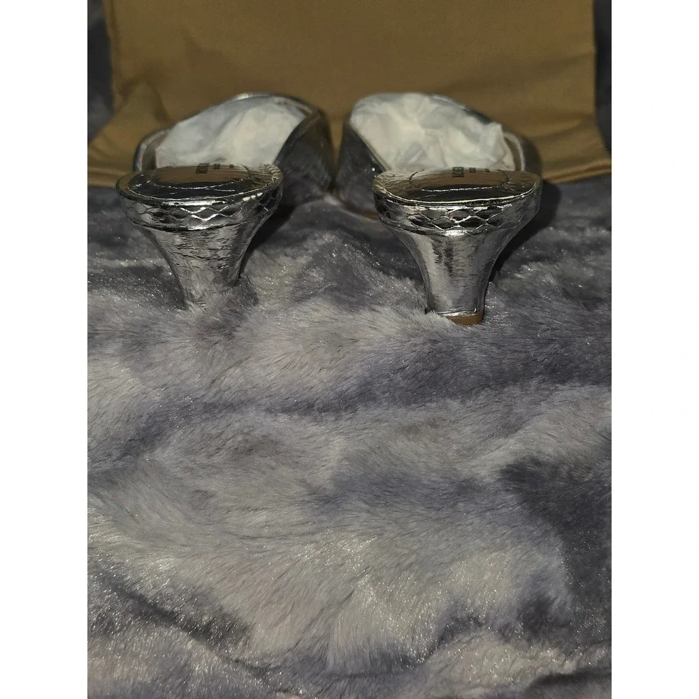 NWB Michael Kors Collection Calista Silver Metallic Snake Print Mule SZ 6.5‎